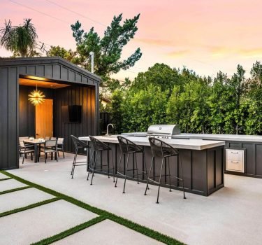 Outdoor Kitchens 4